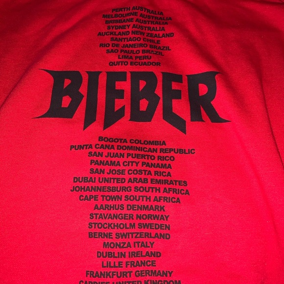 Authentic BRAND NEW JustinBieber World Tour Hoodie - Picture 3 of 5